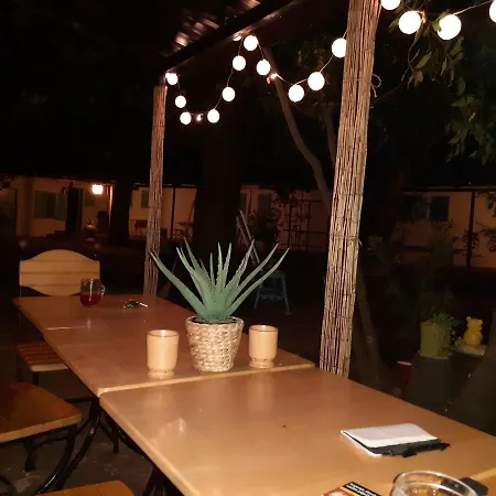 Hacienda Bed & Breakfast *