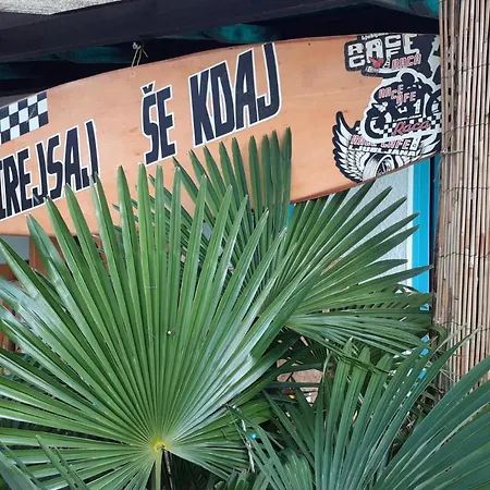 Hacienda Bed & Breakfast *